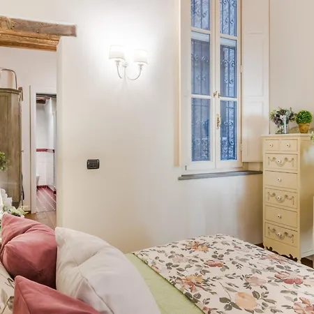 Lägenhet Smart 2 Bedrooms Close To Bus Terminal Lucca